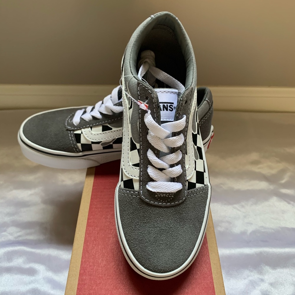 Vans Youth Size 1 Ward Flame Check Shoes